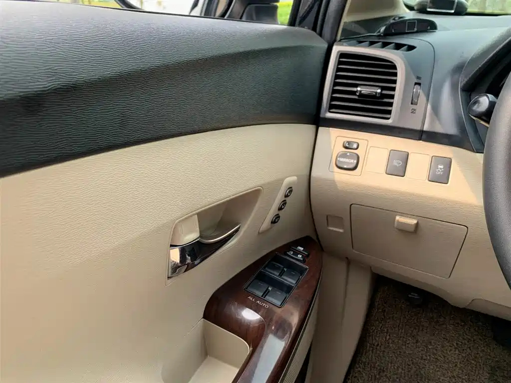 TOYOTA VENZA IMPORT 2014