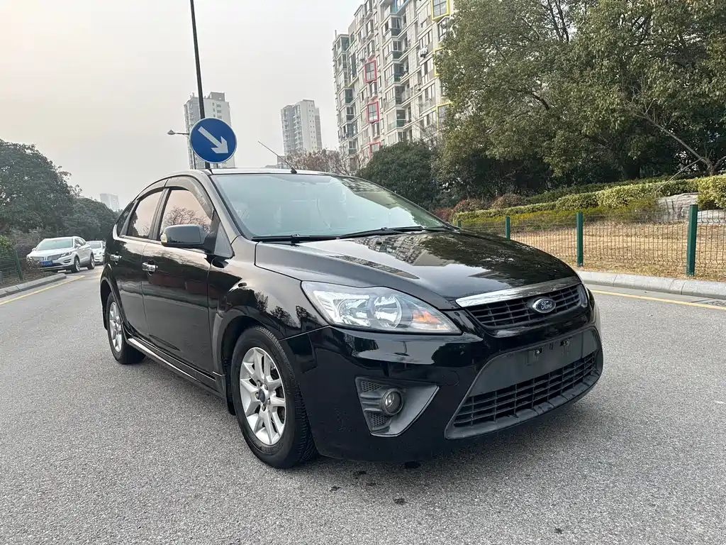 FORD FOCUS 2011