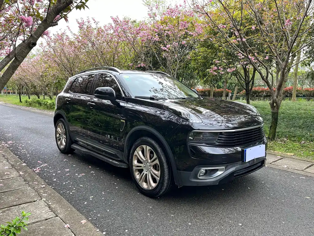 LYNK&CO 01 2018