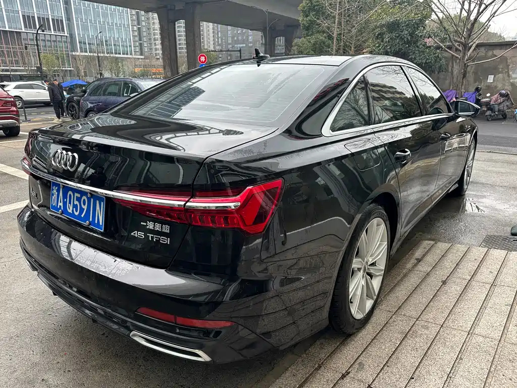 AUDI A6L 2021