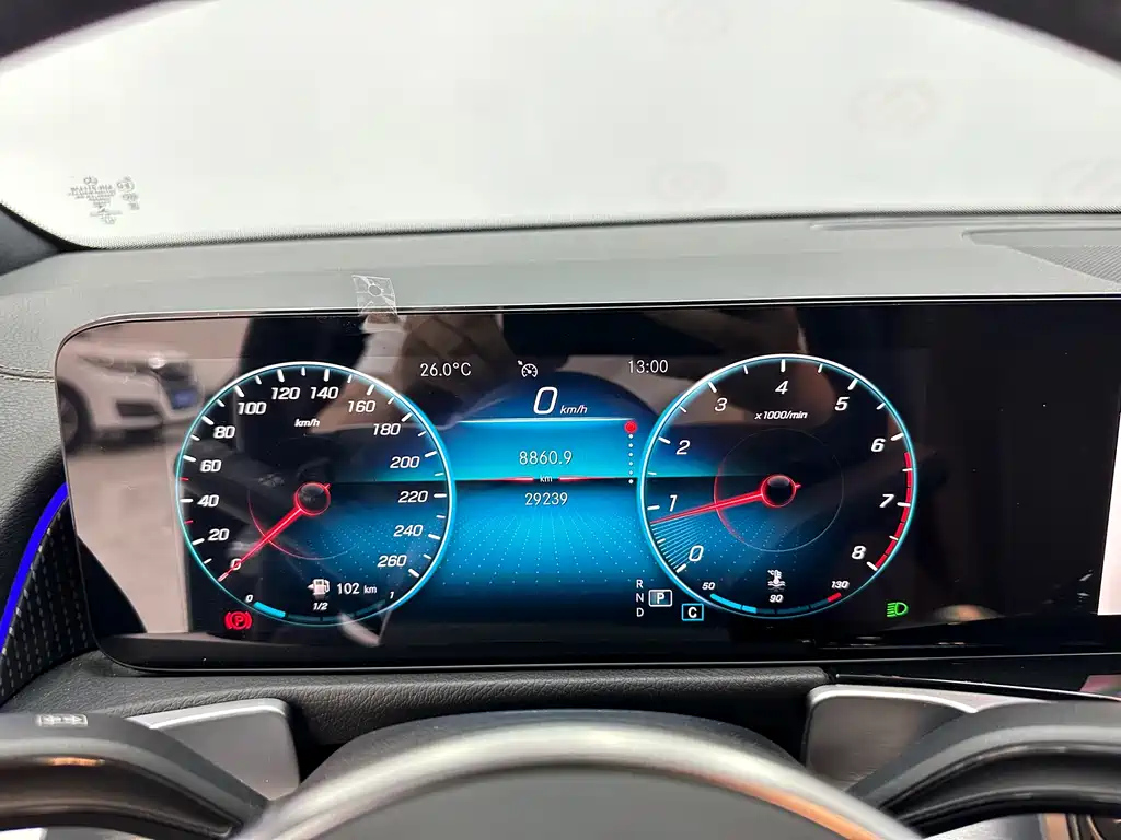 MERCEDES BENZ GLB 2022