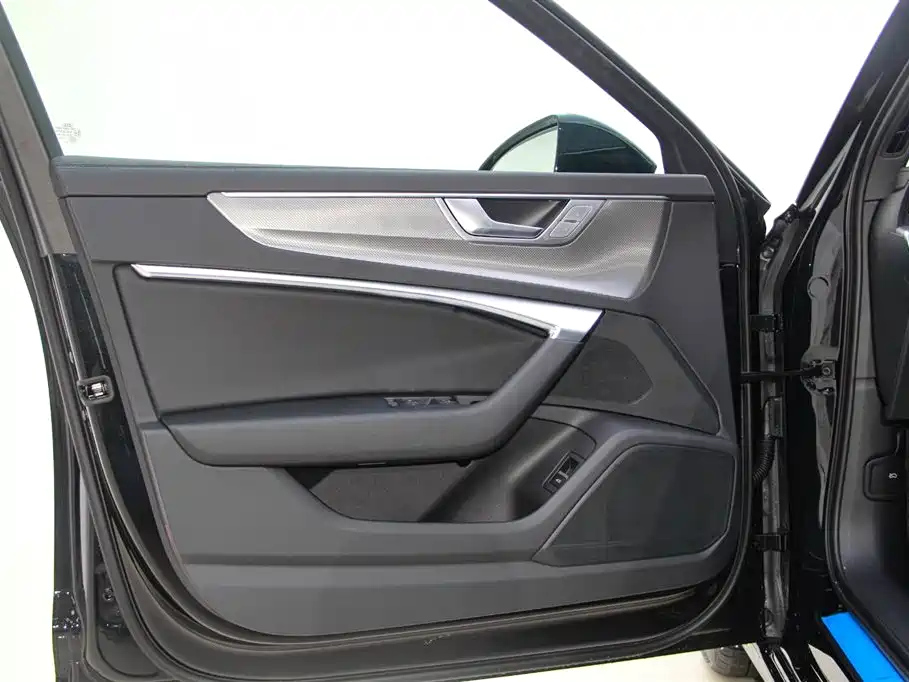 AUDI A6L 2024