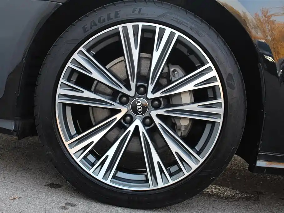 AUDI A6L 2021