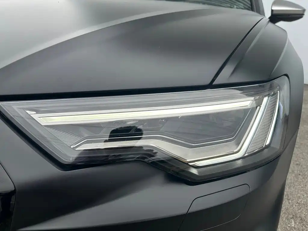 AUDI A6L 2023