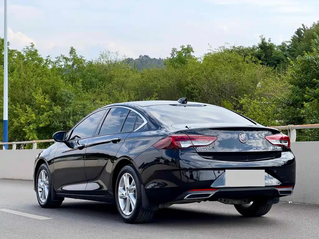 BUICK REGAL 2023