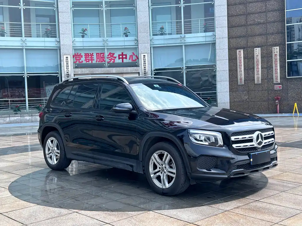 MERCEDES BENZ GLB 2022