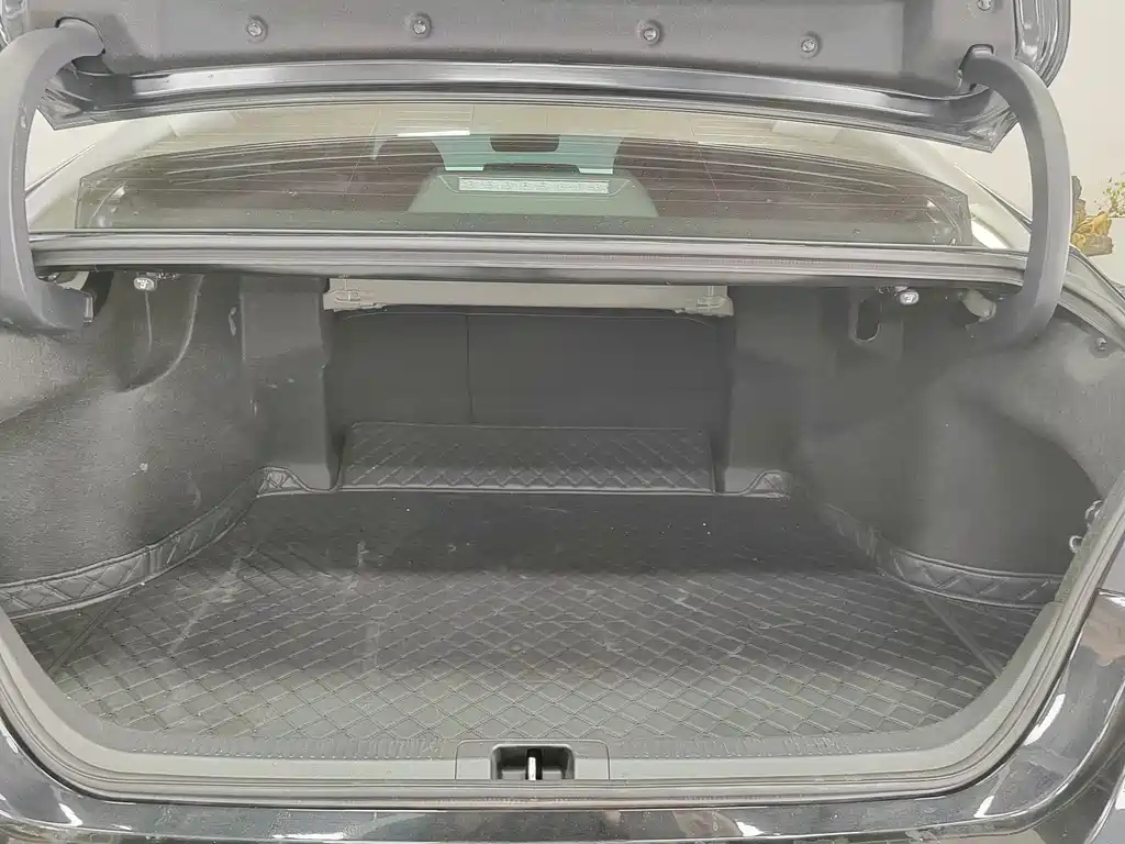 TOYOTA CAMRY 2024