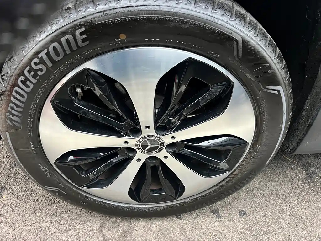 MERCEDES BENZ GLB 2022
