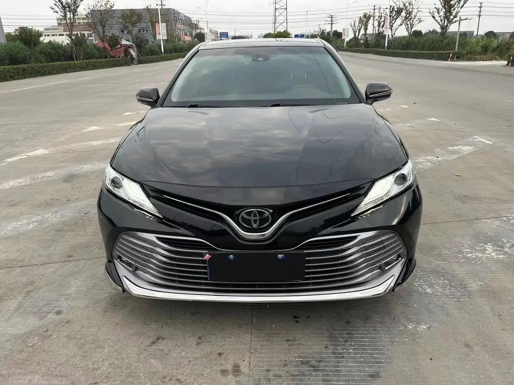 TOYOTA CAMRY 2020
