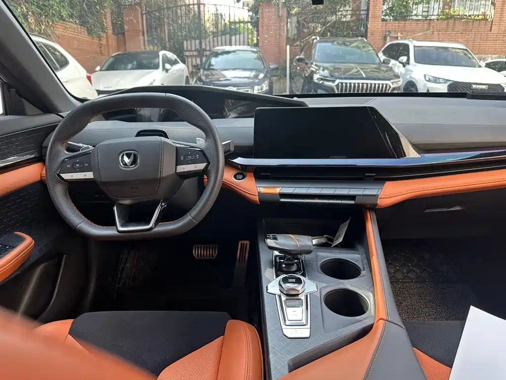 CHANGAN UNI-V 2023