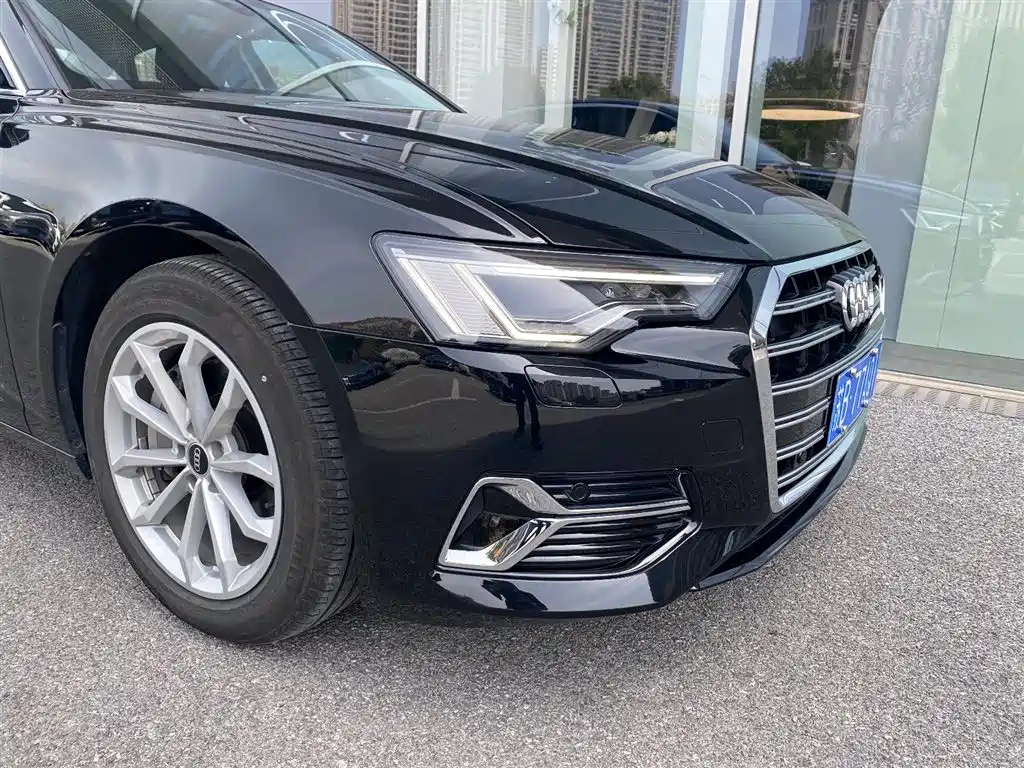 AUDI A6L 2023