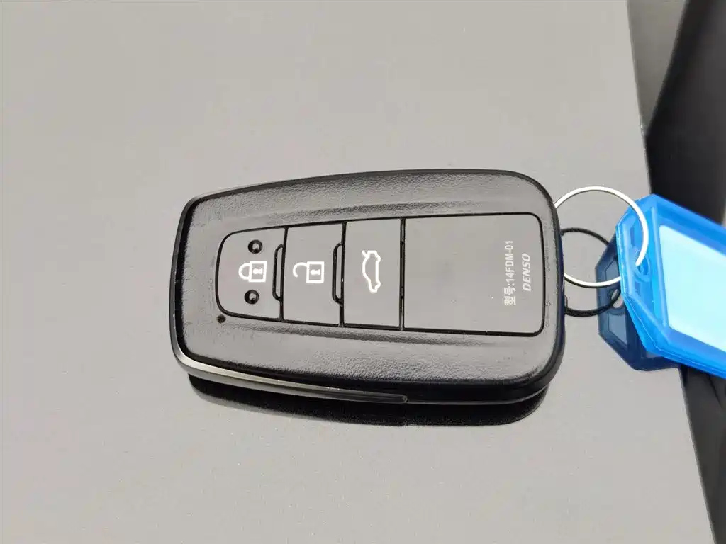 TOYOTA AVALON 2019