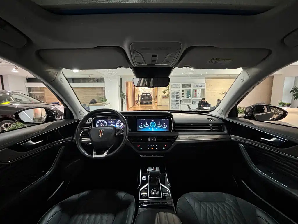 HONGQI HS5 2023