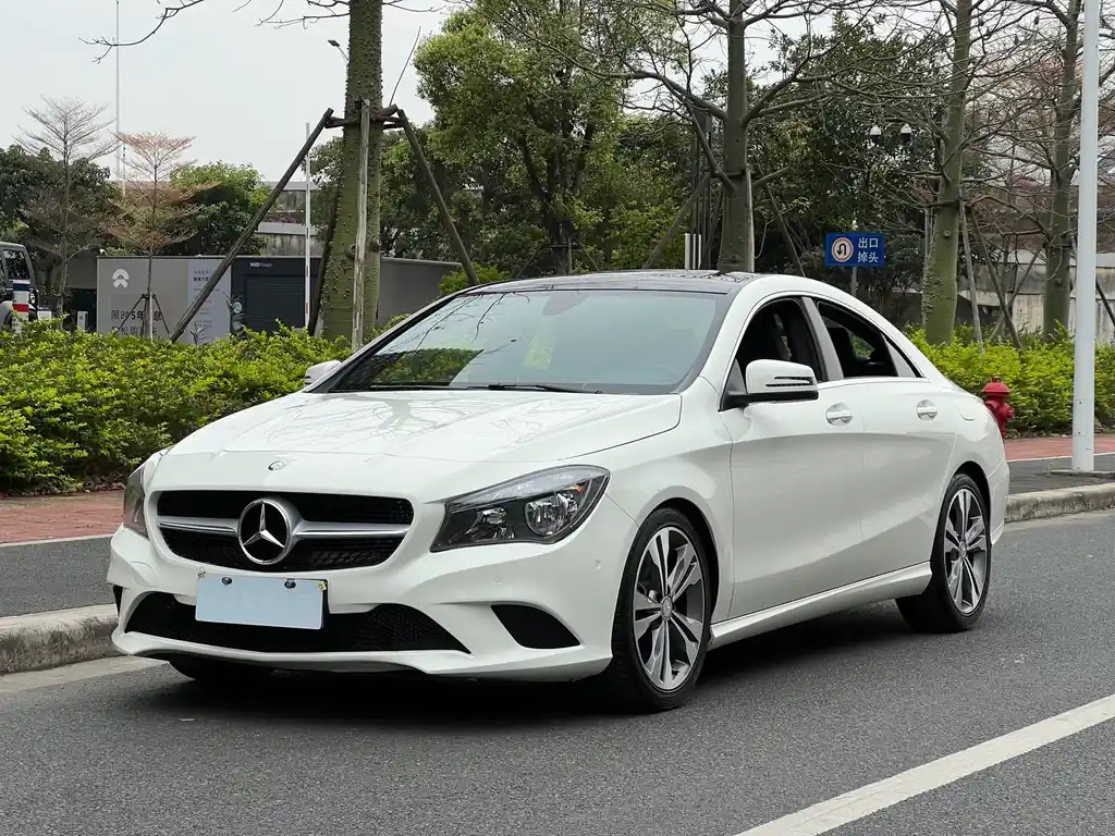 MERCEDES BENZ CLA 2016