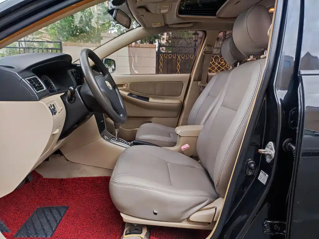 TOYOTA COROLLA 2013