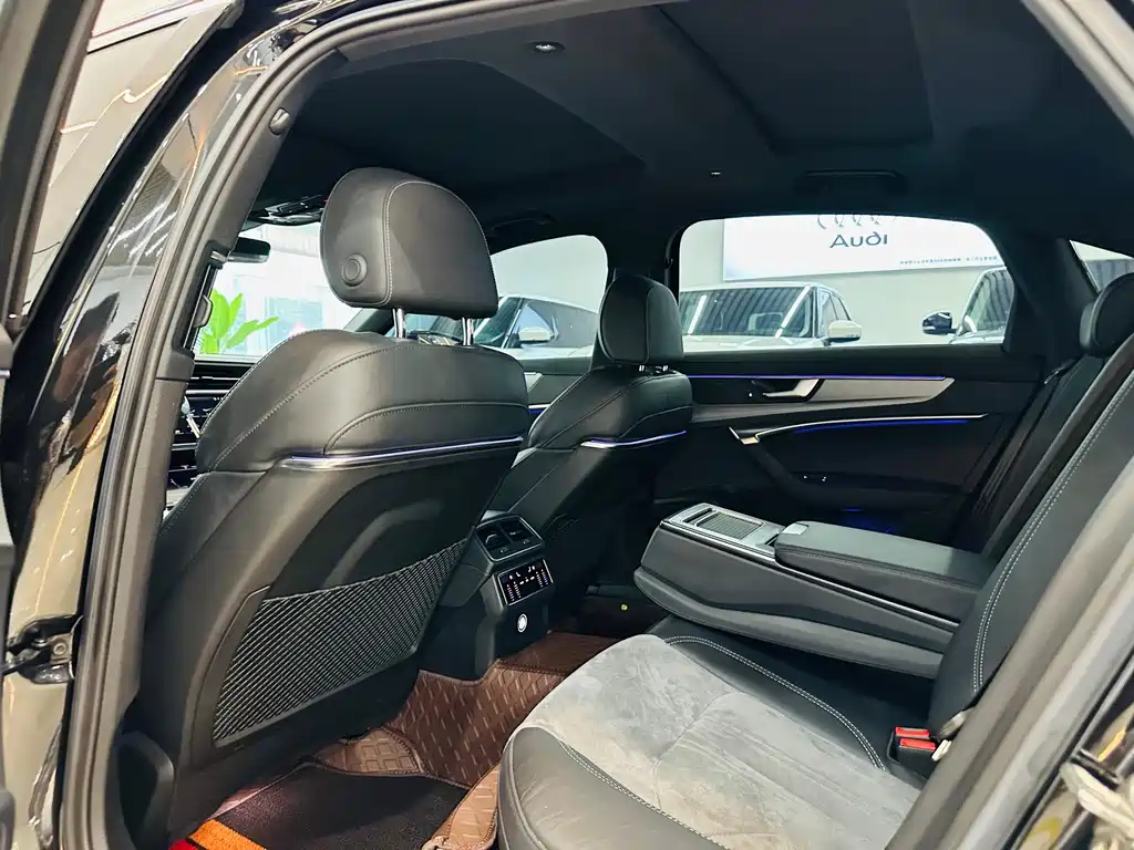 AUDI A6L 2021