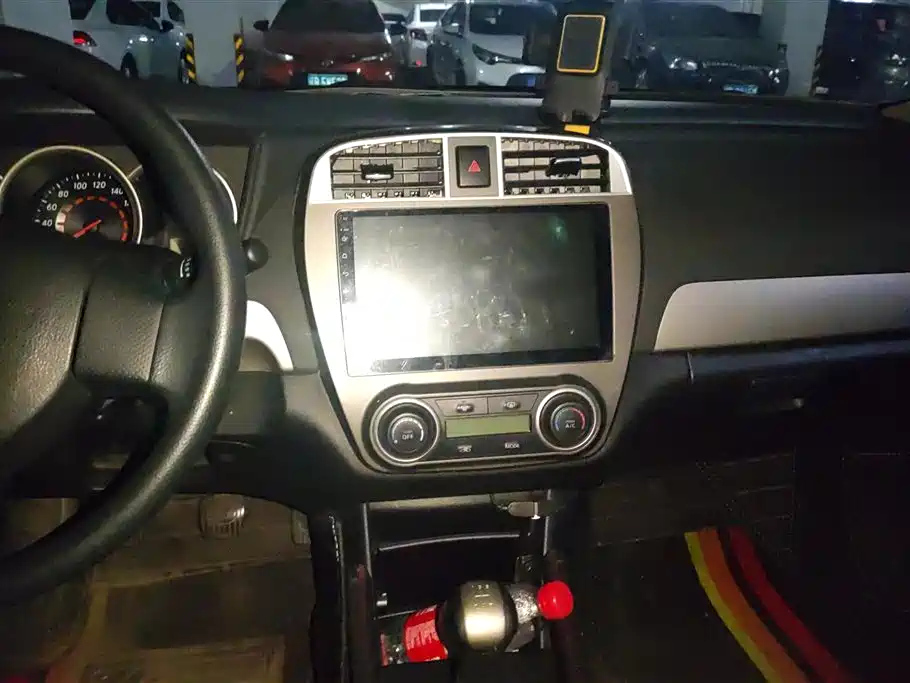 NISSAN SYLPHY 2019