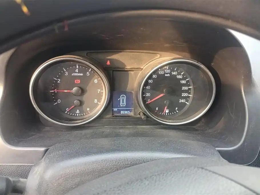 HAVAL H6 2015