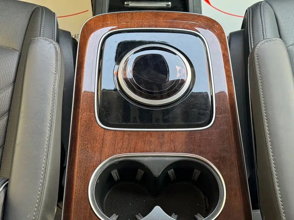 HONGQI HQ9 2022