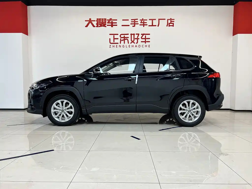 TOYOTA FRONTLANDER 2024