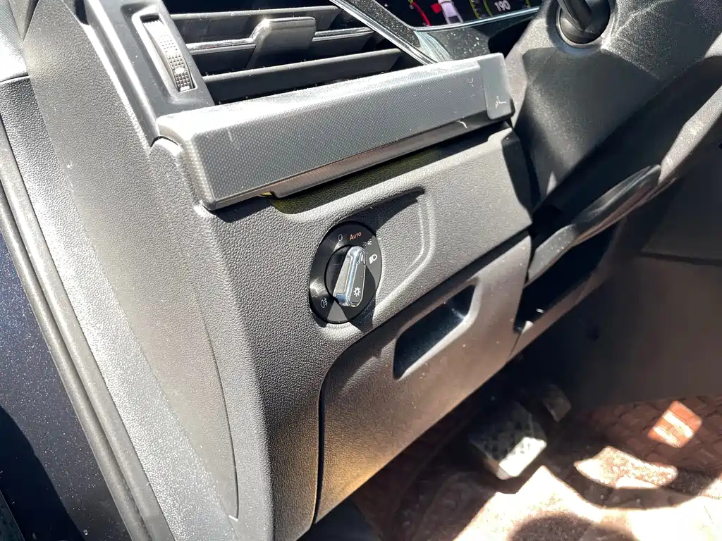 VOLKSWAGEN PASSAT 2022