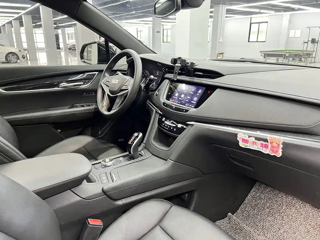 CADILLAC XT5 2021