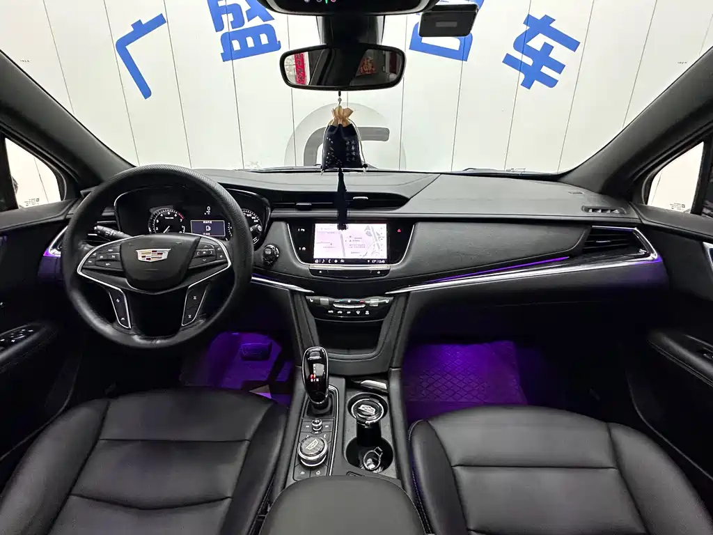 CADILLAC XT5 2022