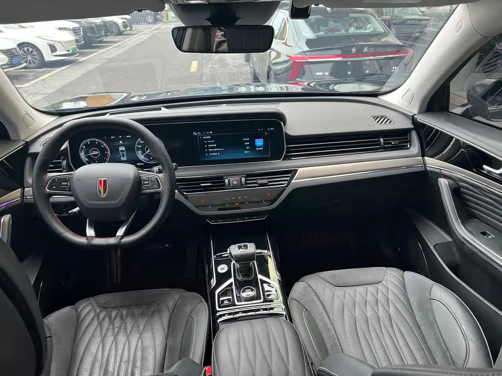 HONGQI HS5 2022