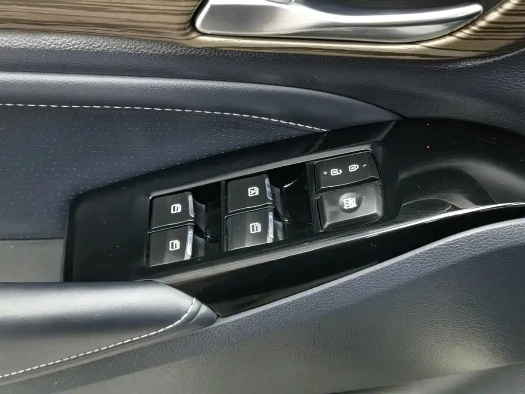 TRUMPCHI M8 2022
