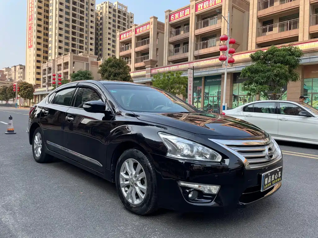 NISSAN TEANA 2014