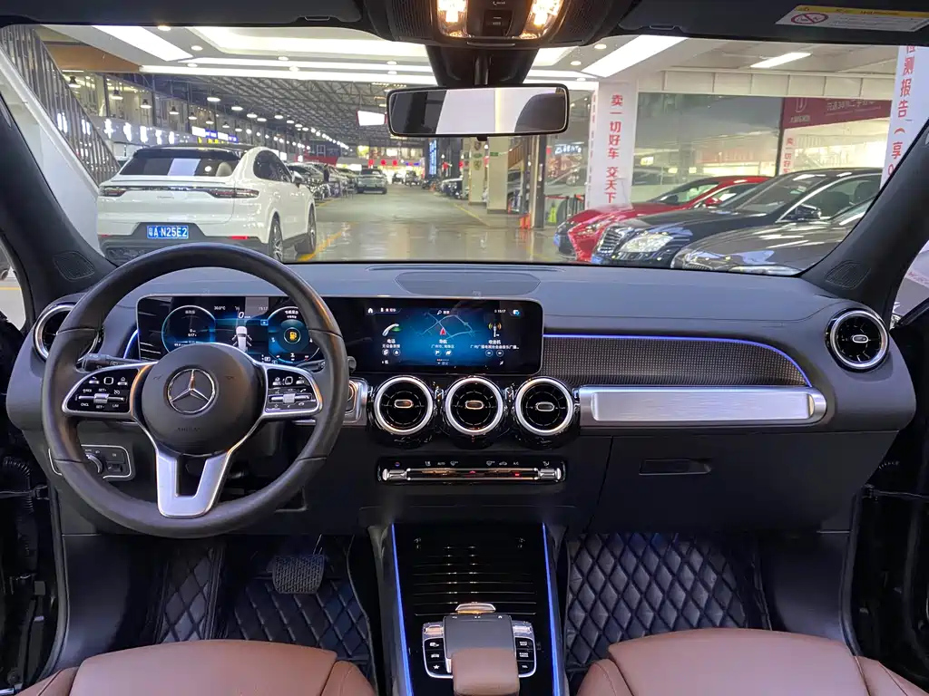 MERCEDES BENZ GLB 2020
