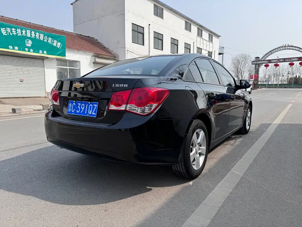 CHEVROLET CRUZE 2010