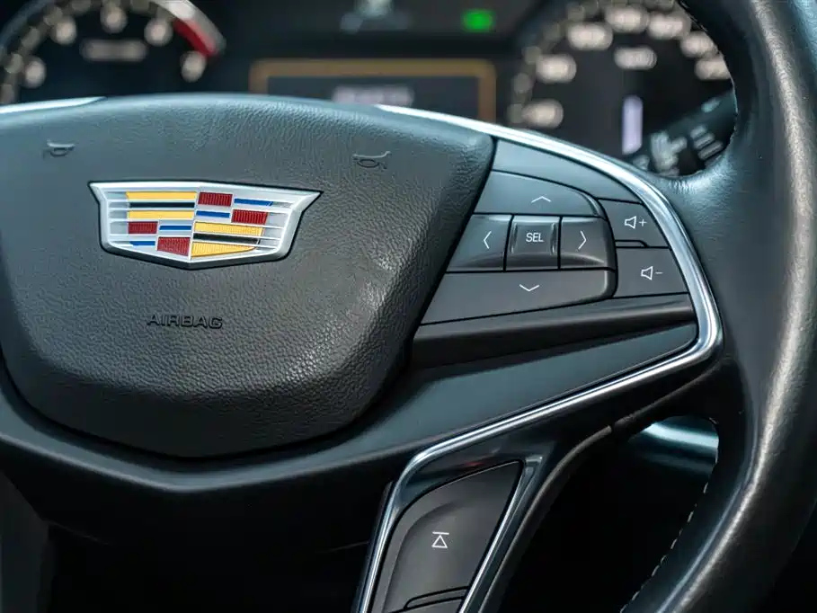CADILLAC XT5 2021