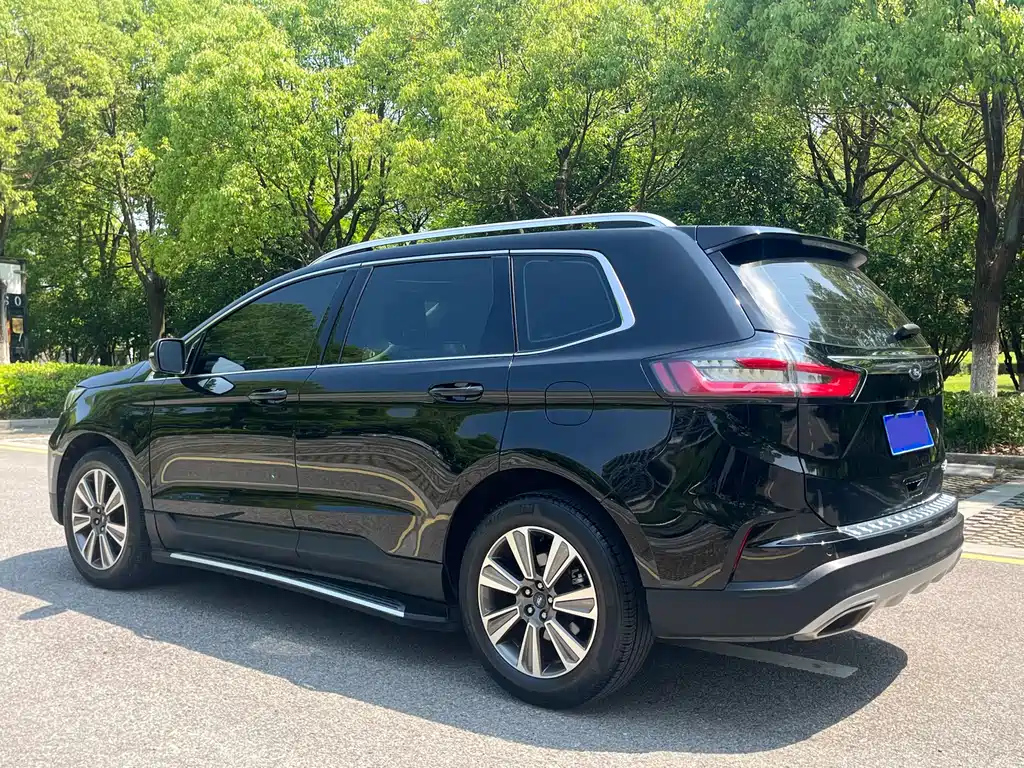 FORD EDGE 2021