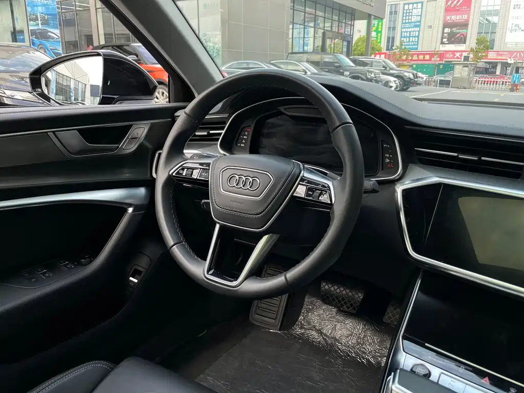 AUDI A6L 2023