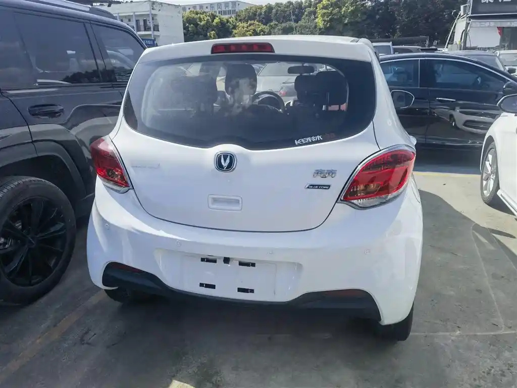 CHANGAN BENBEN 2015