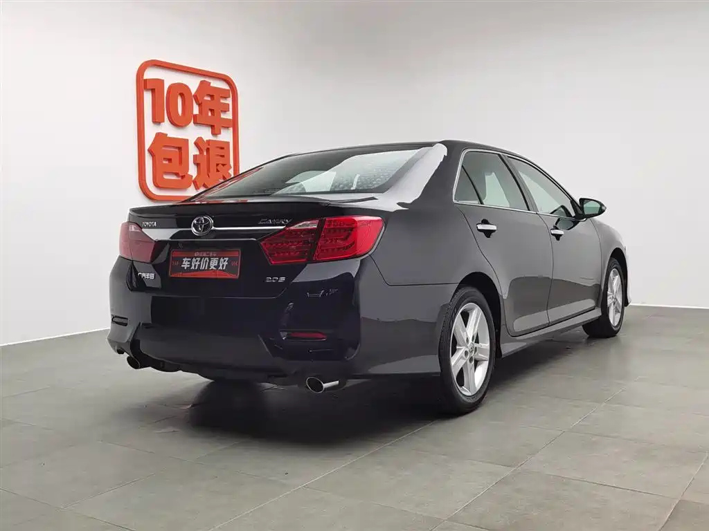 TOYOTA CAMRY 2014