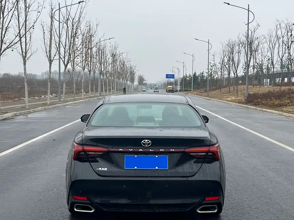TOYOTA AVALON 2021