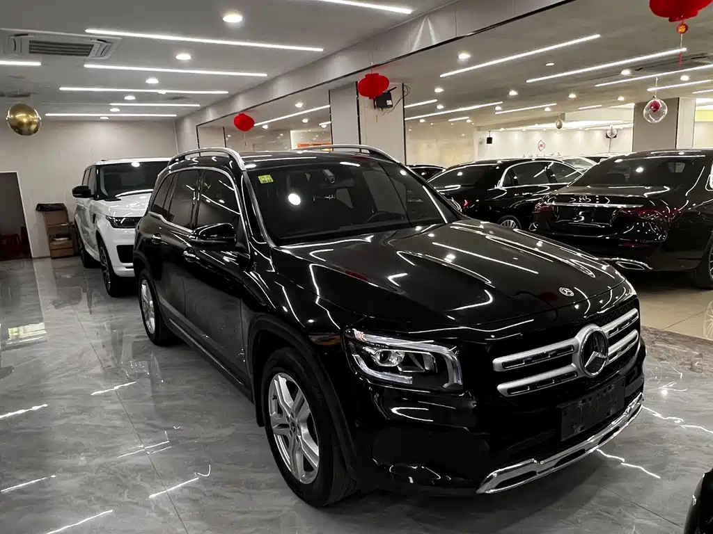 MERCEDES BENZ GLB 2021