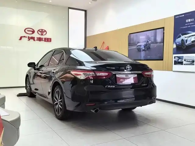 TOYOTA CAMRY 2021