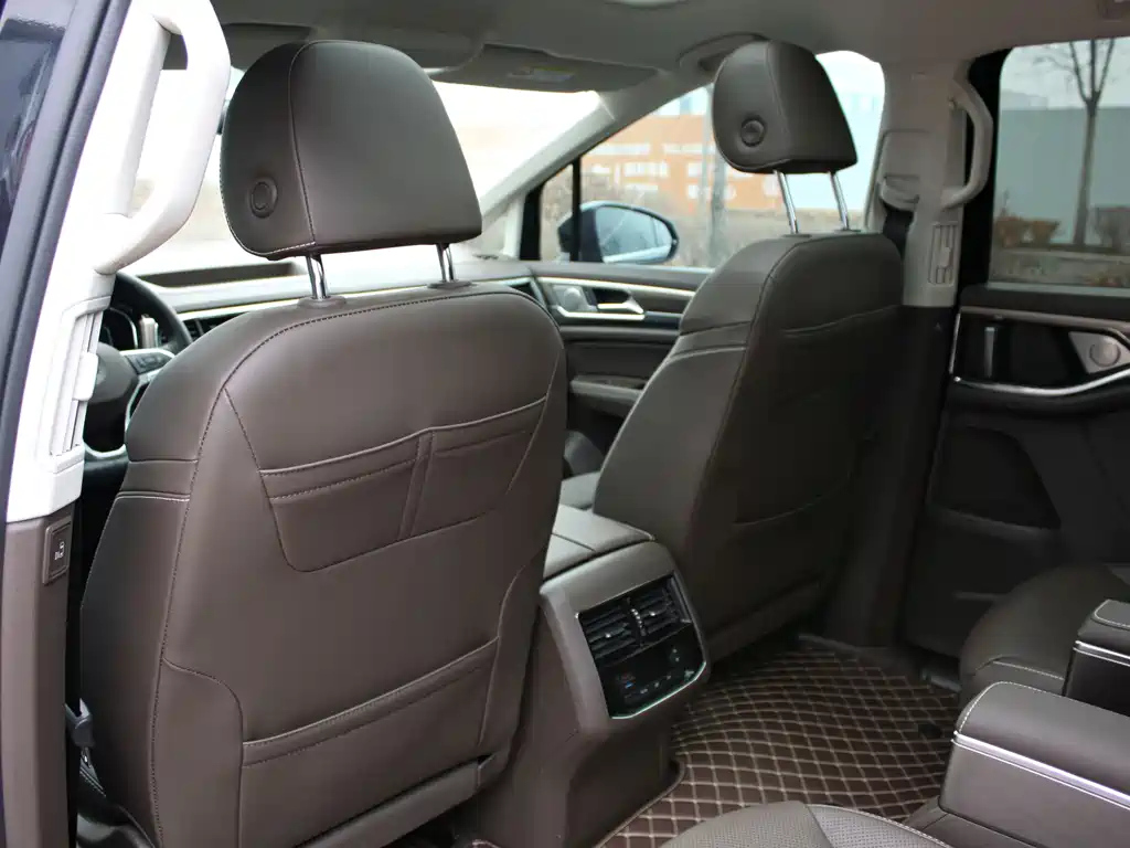 VOLKSWAGEN VILORAN 2022