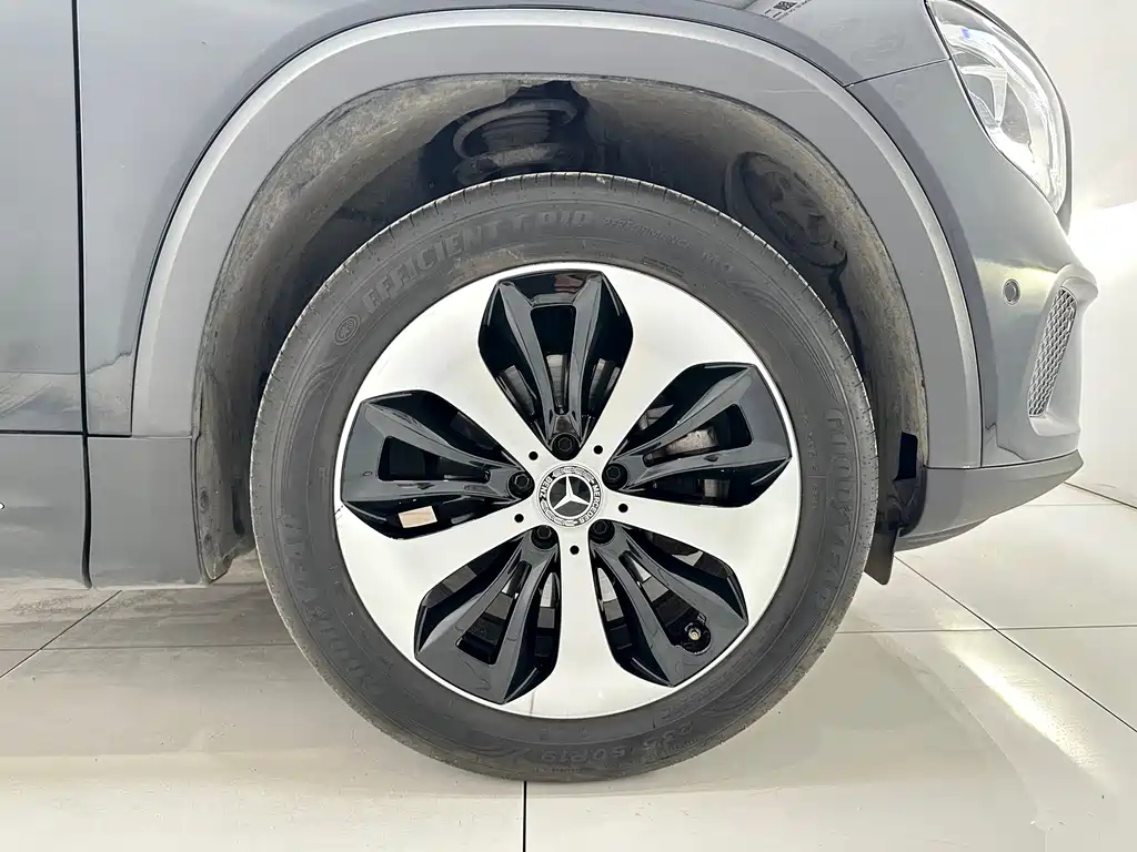 MERCEDES BENZ GLB 2022