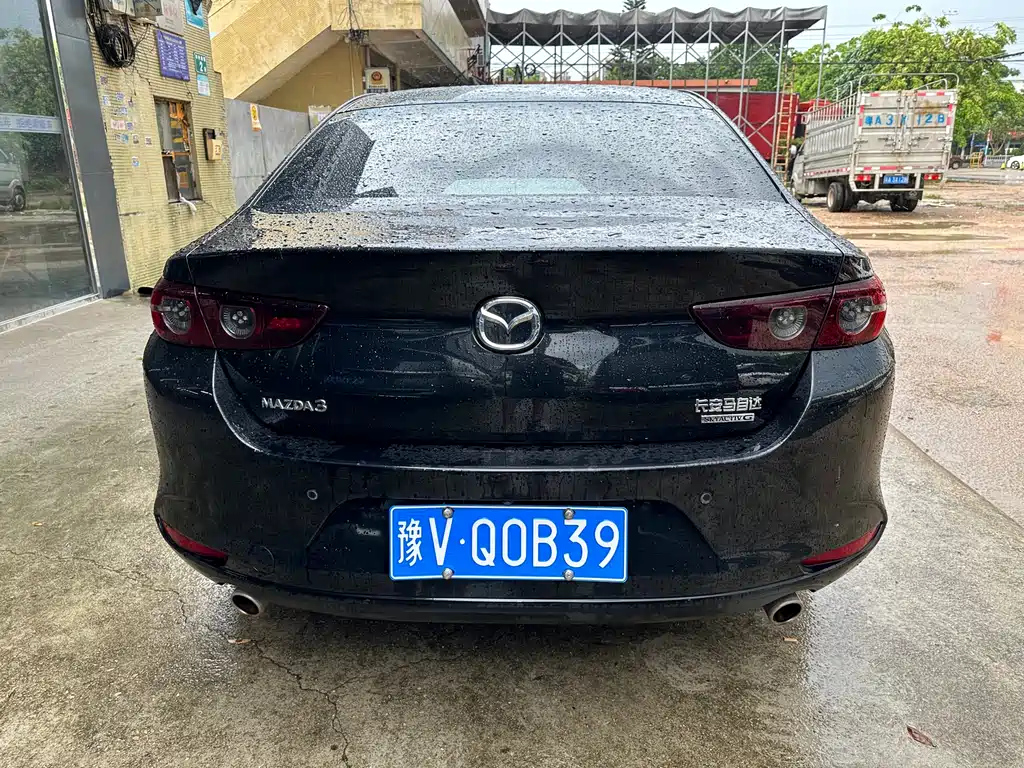 MAZDA 3 AXELA 2022