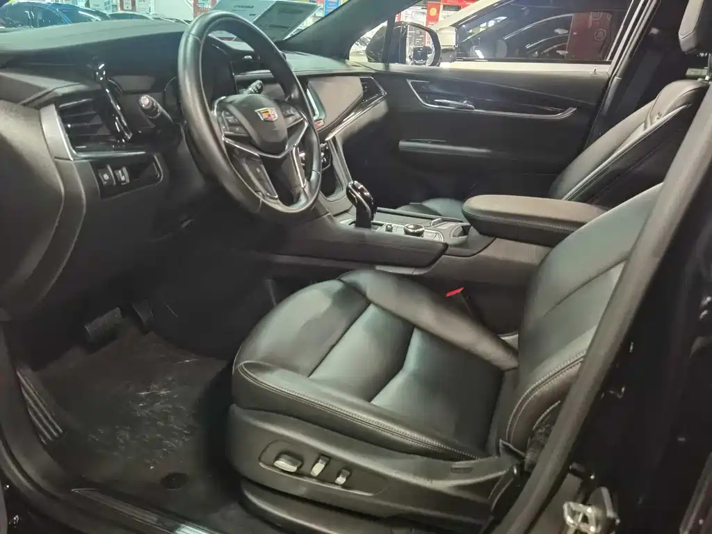 CADILLAC XT5 2020