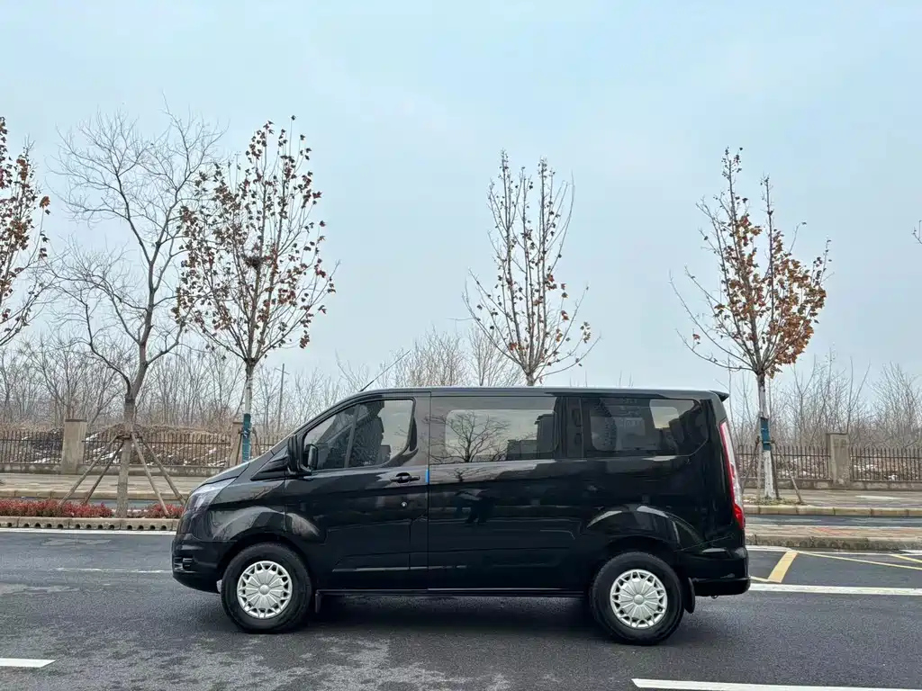 FORD TRANSIT 2021