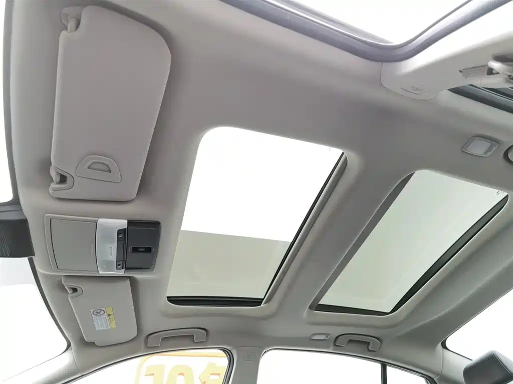 NISSAN TEANA 2019