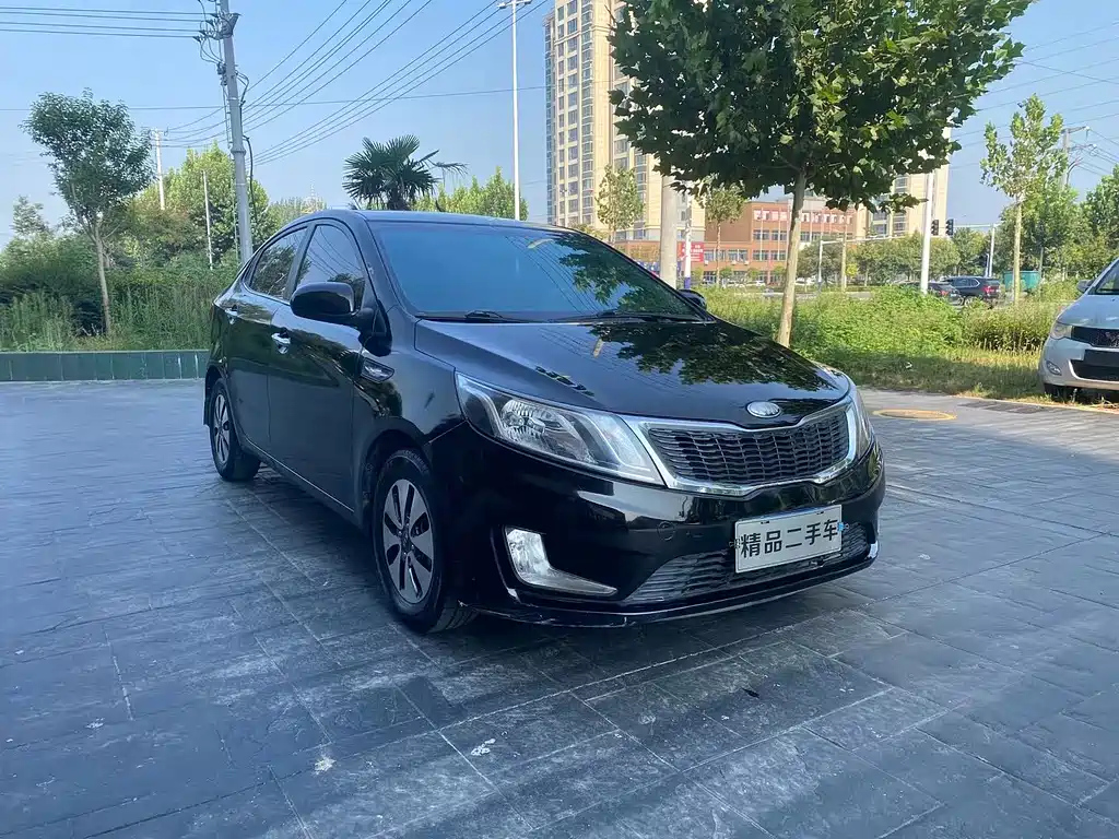 KIA K2 2011