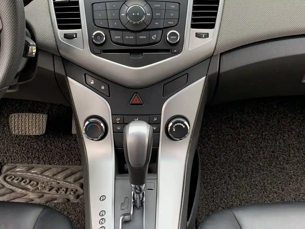 CHEVROLET CRUZE 2012