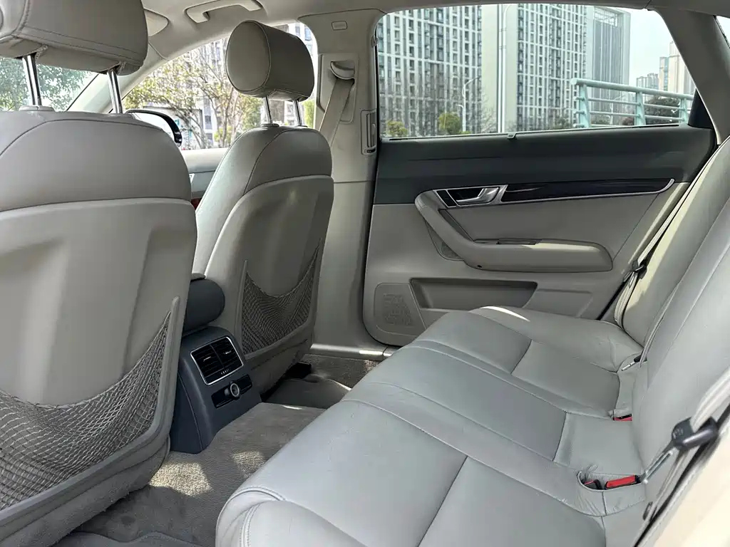 AUDI A6L 2012