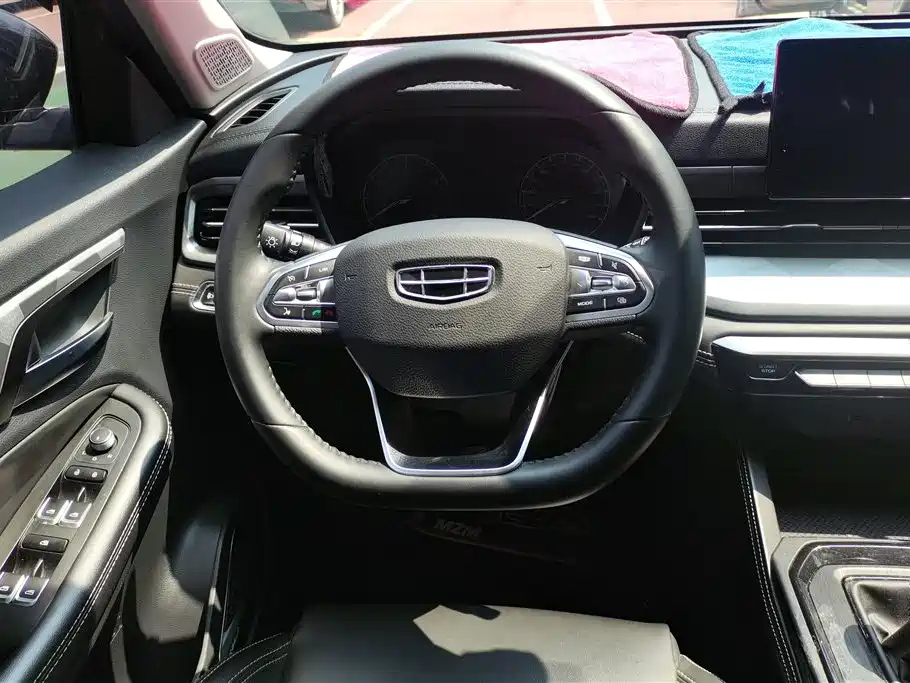 GEELY AUTO VISION X6 2022